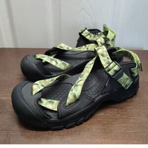 Keen Women's Size 8 Zerraport II Closed Toe Hiking Sandals Strappy Lemon Print